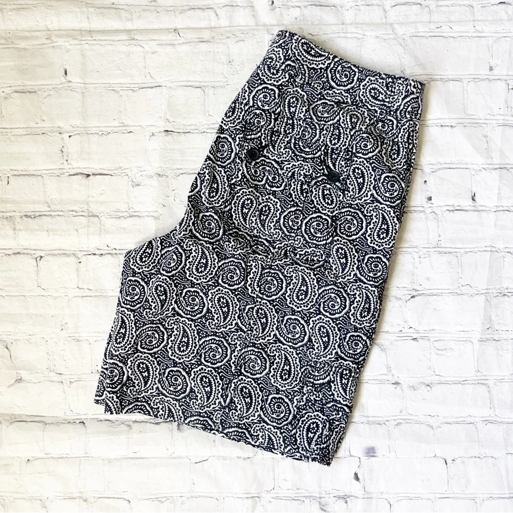 Liz Claiborne Dark Blue & White Paisley Print Bermuda Shorts - Picture 1 of 4